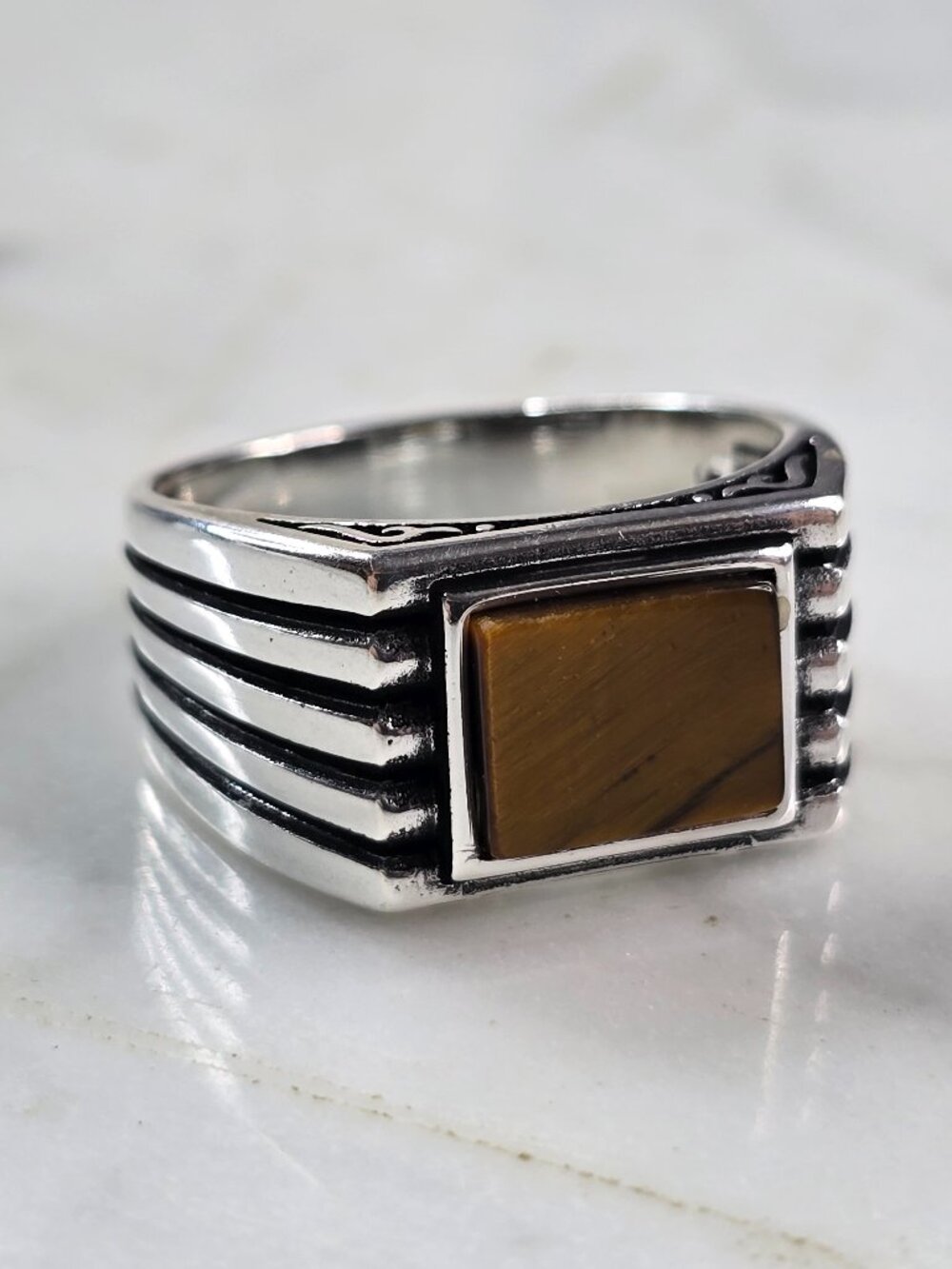 Mens Sterling Silver Modernist Tigers Eye Ring 8.5g E2328